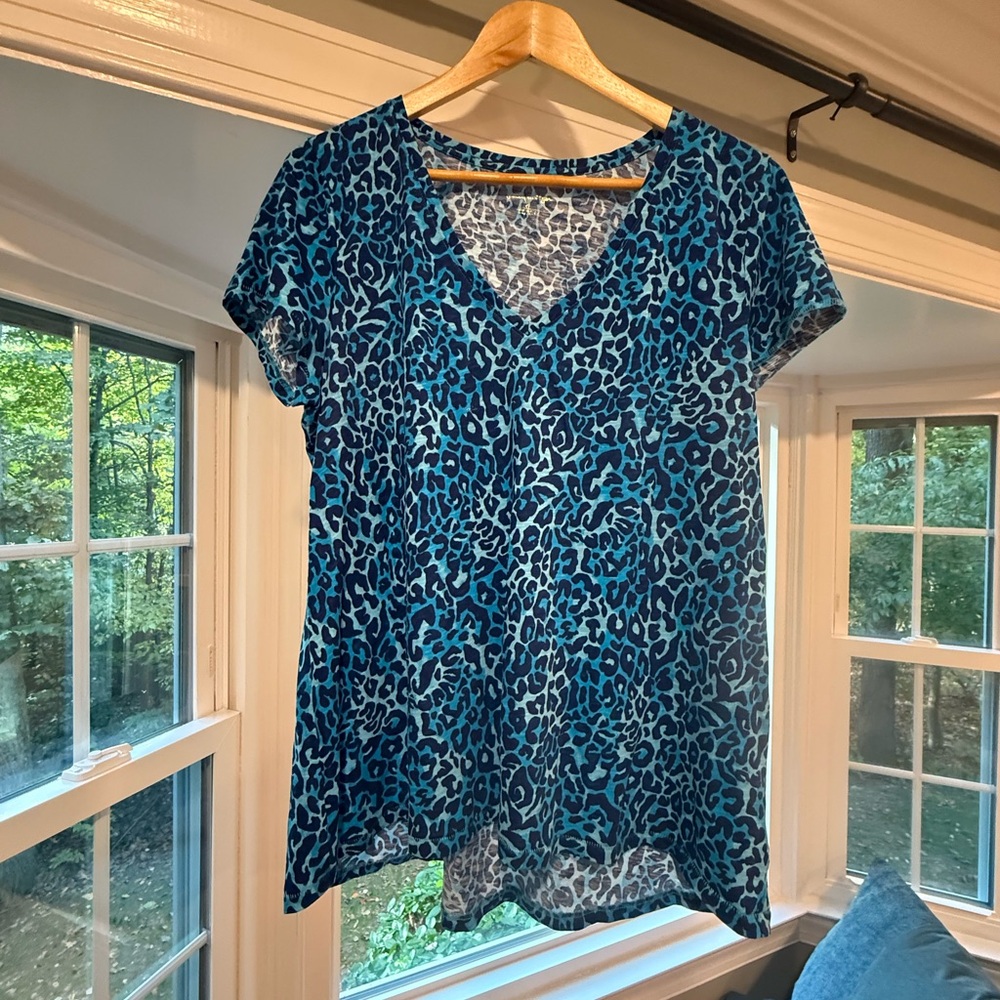 Lilly Pulitzer Blue Animal Print V-Neck Tee